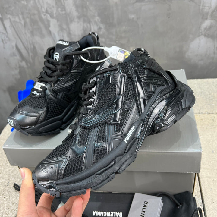 Balenciaga runners