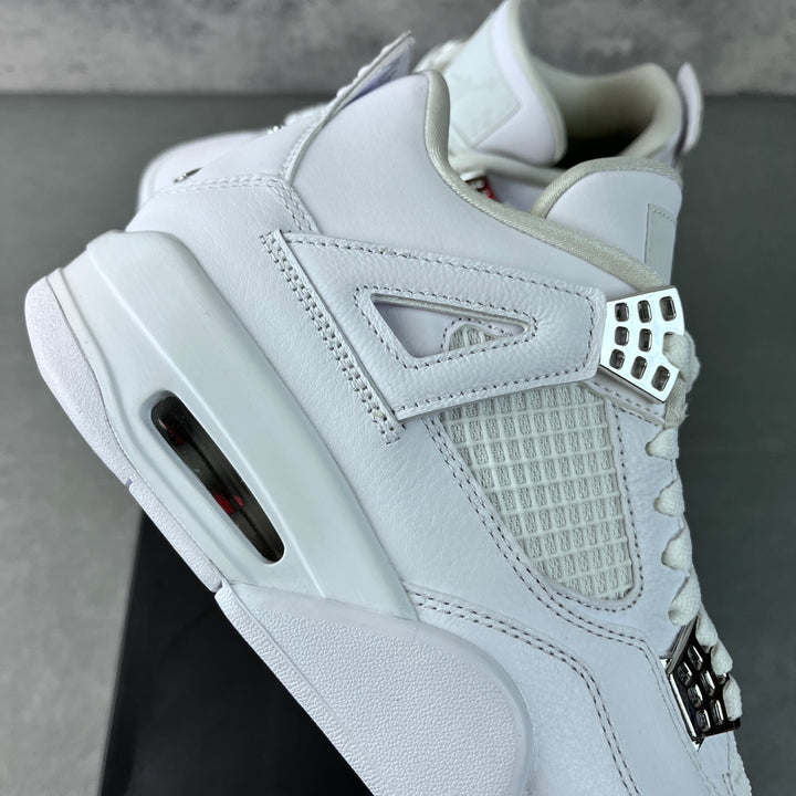 Air Jordan 4